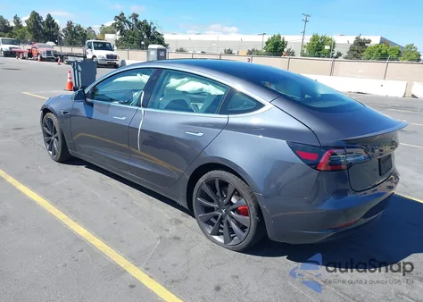 2020 Tesla Model 3 Performance Dual Motor All-Wheel Drive z USA, uszkodzony, nr VIN 5YJ3E1EC8LF641734